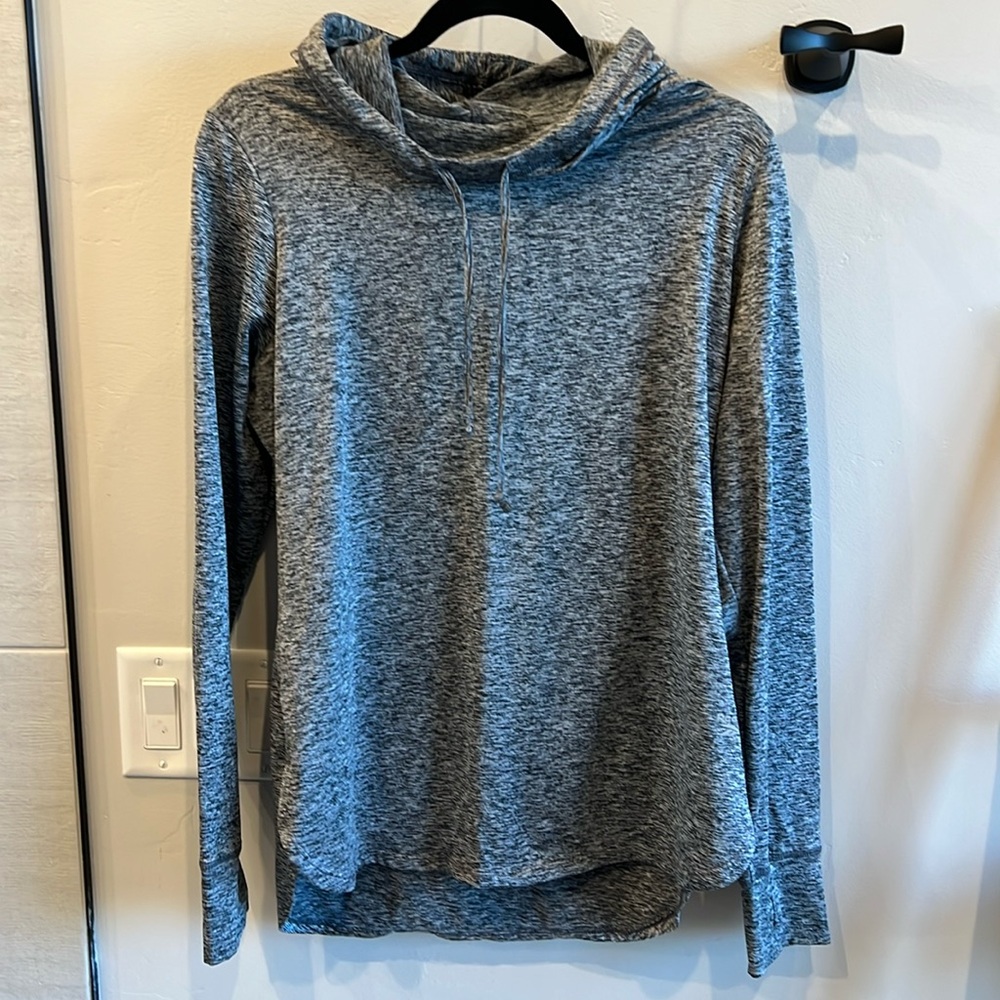 Reebok hooded top, gray, size L, like new